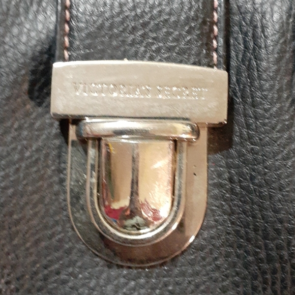 Victoria's Secret Large & Small Makeup Bag & Pouch - Picture 6 of 15